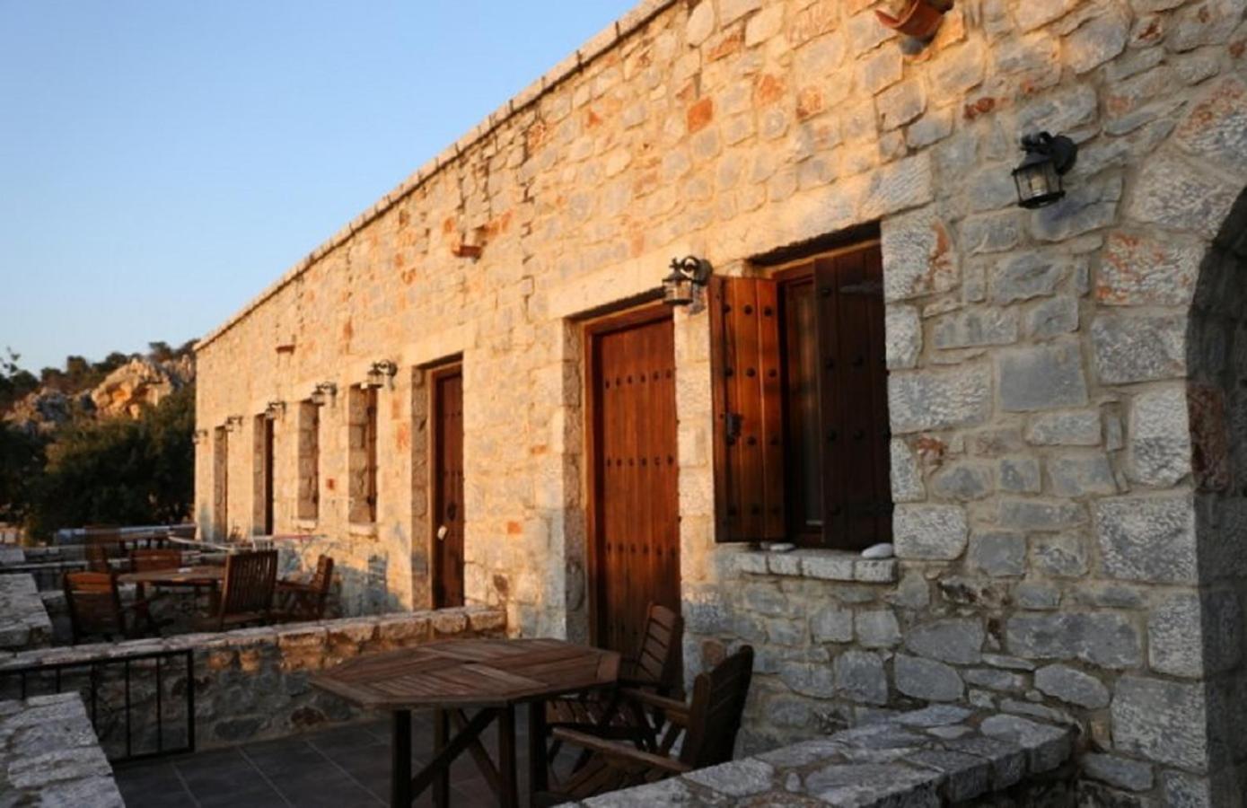 Lalloudes Seaside Accommodation Exo Nimfion Exteriér fotografie