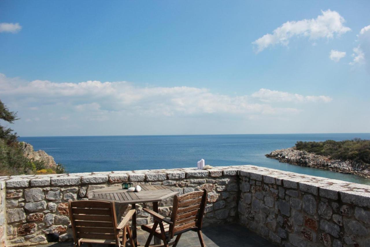 Lalloudes Seaside Accommodation Exo Nimfion Exteriér fotografie